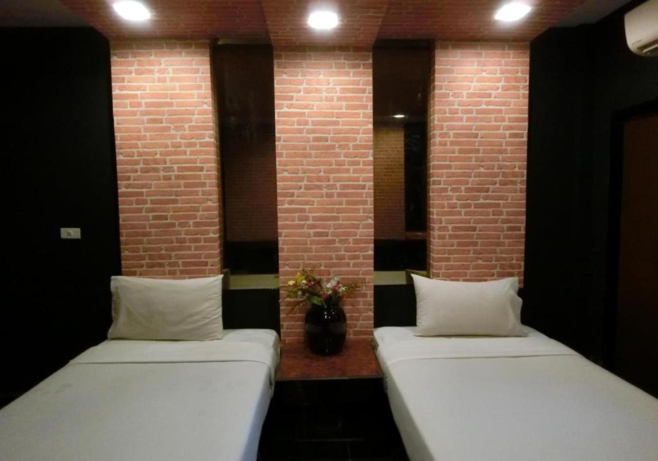 Newyork Suite Hotel Ban Ko  Exterior photo