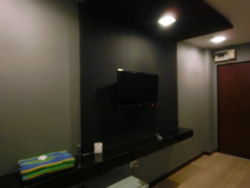 Newyork Suite Hotel Ban Ko  Exterior photo